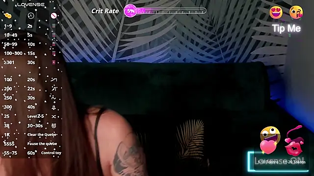 Snapshot of ChristyCrayme chatting on 07-15-26, 10:06 ChristyCrayme online show from 07-15-26, 10:06
