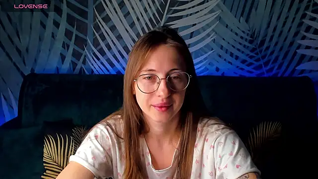 ChristyCrayme online show from 10-14-25, 11:47