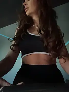 LunaBex online show from 01-12-26, 07:37