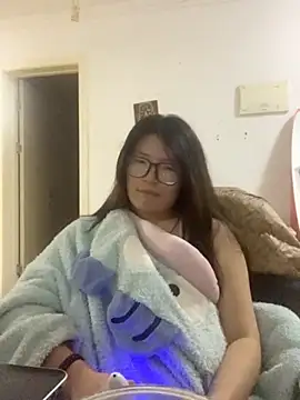 Hui521 online show from 10-11-25, 04:30