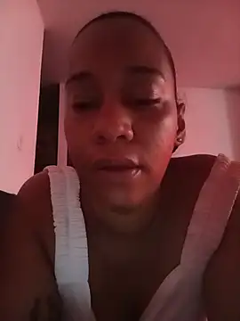 Snapshot of EbonyHorrny chatting on 06-14-26, 04:19 EbonyHorrny online show from 06-14-26, 04:19