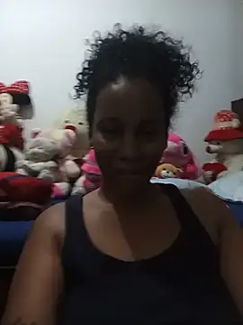 Snapshot of EbonyHorrny chatting on 07-01-26, 01:06 EbonyHorrny online show from 07-01-26, 01:06