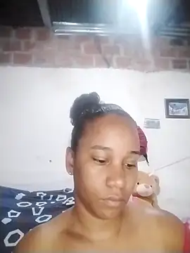 Snapshot of EbonyHorrny chatting on 10-02-25, 11:35 EbonyHorrny online show from 10-02-25, 11:35