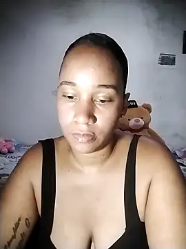 Snapshot of EbonyHorrny chatting on 10-06-25, 04:08 EbonyHorrny online show from 10-06-25, 04:08