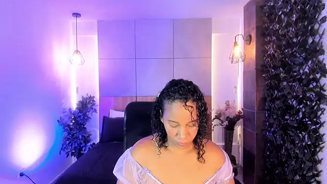 Snapshot of EbonyHorrny chatting on 07-06-26, 11:50 EbonyHorrny online show from 07-06-26, 11:50