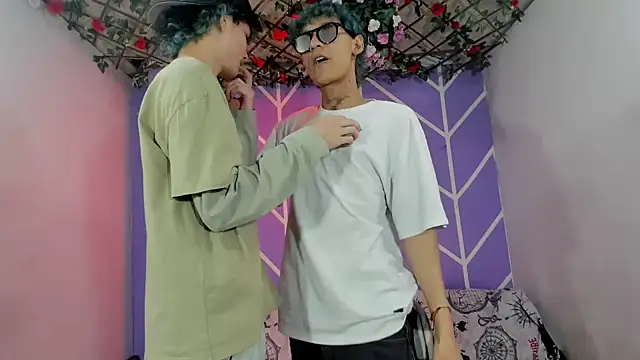 Bastian boyshot77 online show from 10-10-25, 01:50