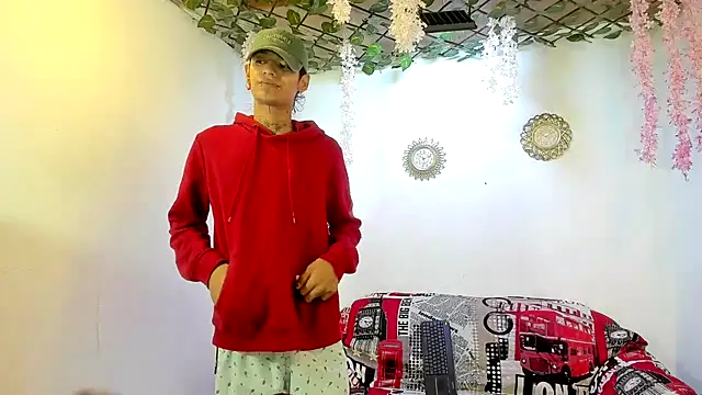 Snapshot of Bastian_boyshot77 chatting on 02-21-26, 01:24 Bastian boyshot77 online show from 02-21-26, 01:24