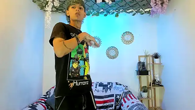 Bastian boyshot77 online show from 11-07-25, 07:18