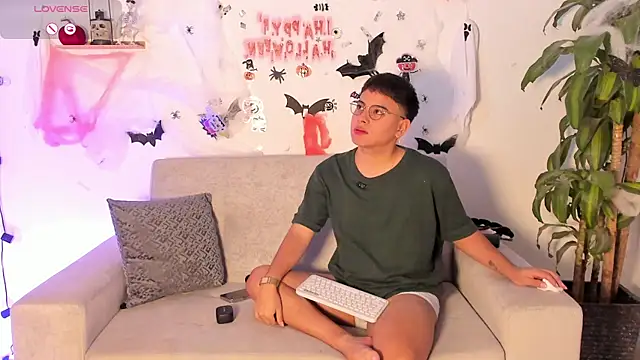 Young Ben online show from 10-25-25, 11:49