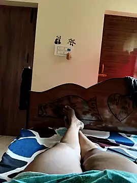 Snapshot of ammutamiltamil chatting on 11-17-25, 08:40 ammutamiltamil online show from 11-17-25, 08:40