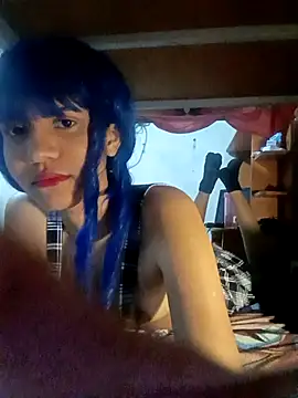 famousfox-69 online show from 03-04-26, 07:49