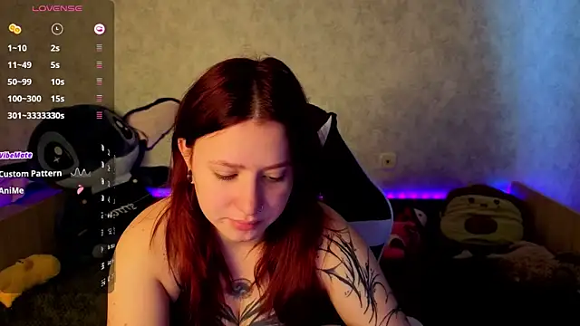 Mini Lady1 online show from 11-13-25, 07:56