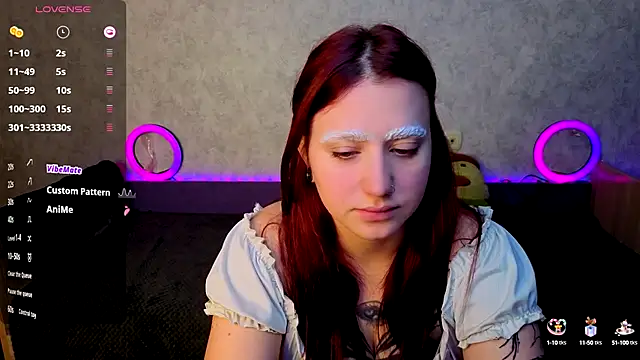 Mini Lady1 online show from 10-11-25, 09:32