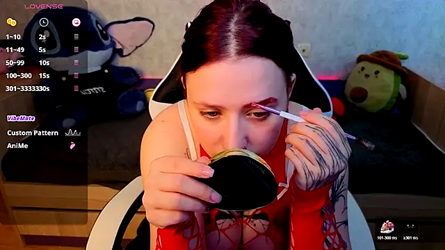 Mini Lady1 online show from 11-21-25, 07:51