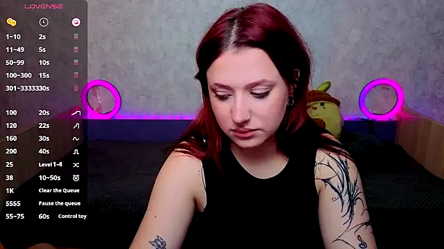 Mini Lady1 online show from 10-12-25, 07:32