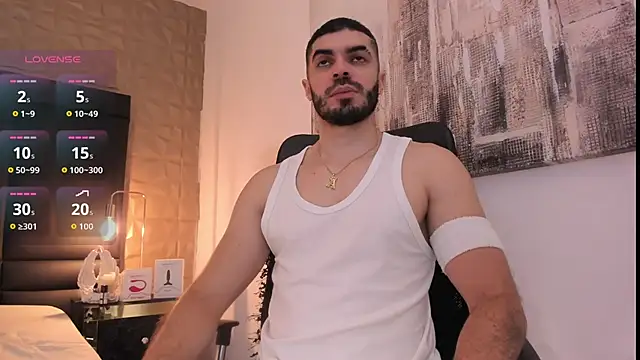 AxelThompson  online show from 09-21-25, 11:48