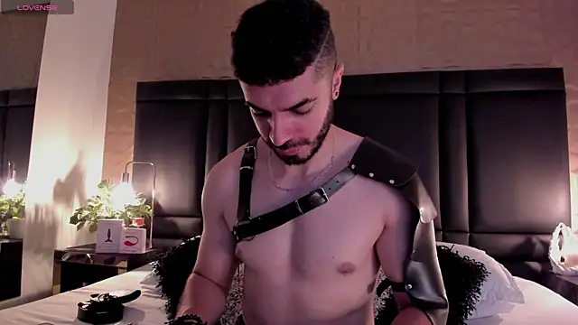 AxelThompson  online show from 11-01-25, 11:37