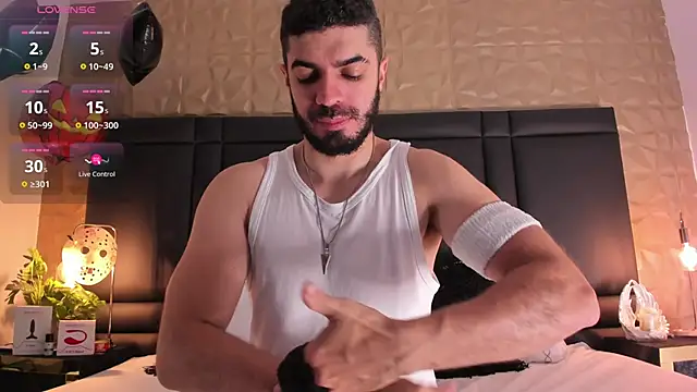 AxelThompson  online show from 10-18-25, 12:40