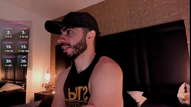 AxelThompson  online show from 10-01-25, 11:36