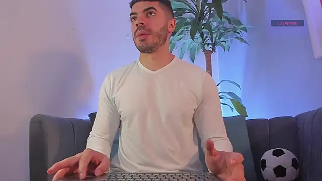 AxelThompson  online show from 01-14-26, 11:58