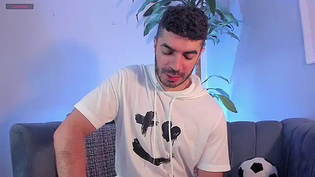 AxelThompson  online show from 01-09-26, 11:17