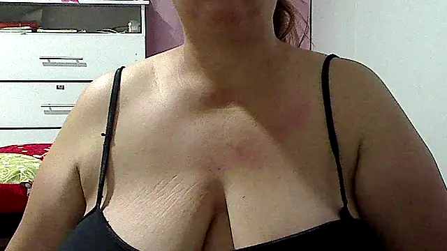 Snapshot of luciana69hot chatting on 03-01-26, 11:49 luciana69hot online show from 03-01-26, 11:49