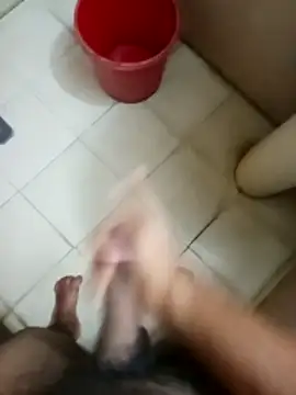 Snapshot of zim200 chatting on 11-02-25, 06:24 zim200 online show from 11-02-25, 06:24