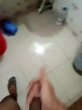 Snapshot of zim200 chatting on 02-09-26, 10:35 zim200 online show from 02-09-26, 10:35