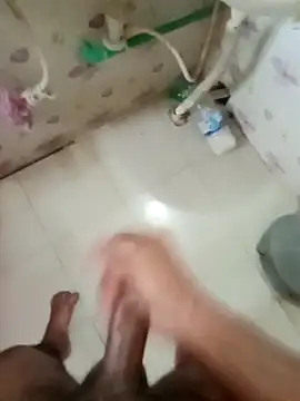 Snapshot of zim200 chatting on 02-25-26, 07:52 zim200 online show from 02-25-26, 07:52