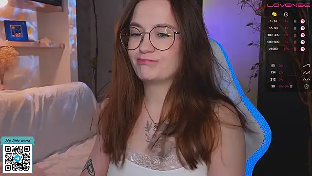 mia here online show from 11-27-25, 02:56