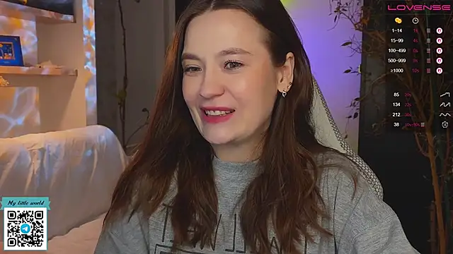 mia here online show from 12-01-25, 02:12