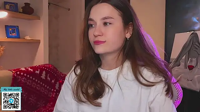 mia here online show from 12-21-25, 11:45