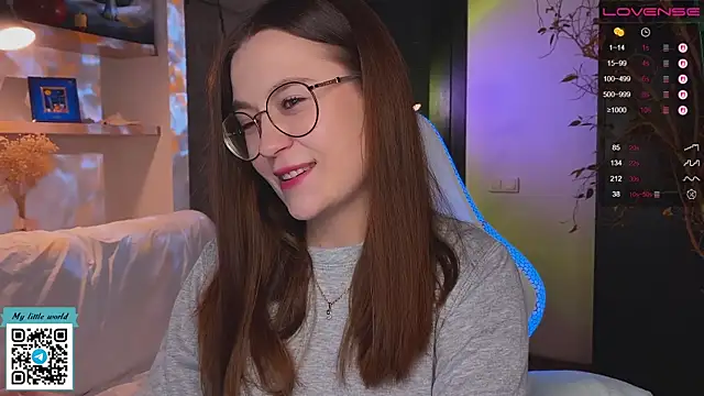 mia here online show from 11-23-25, 02:21