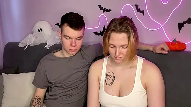 julielourens online show from 11-01-25, 08:41