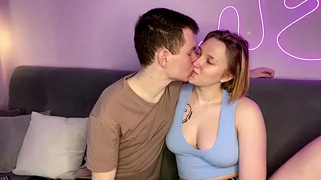 julielourens online show from 12-03-25, 07:52