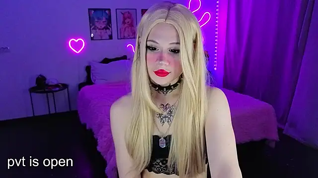 your little eva online show from 10-05-25, 09:49