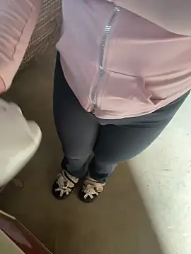 chenyu0308 online show from 12-03-25, 02:45