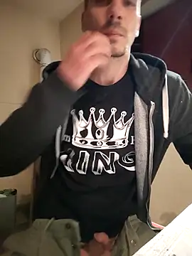 Snapshot of MrThomas31 chatting on 03-26-26, 06:06 MrThomas31 online show from 03-26-26, 06:06