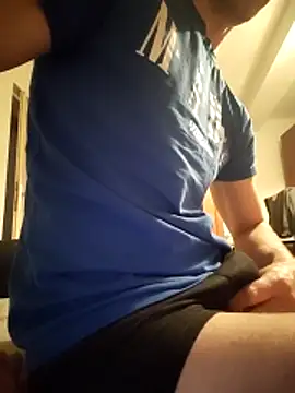 Snapshot of MrThomas31 chatting on 03-31-26, 03:14 MrThomas31 online show from 03-31-26, 03:14