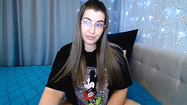 Snapshot of CherryZlata chatting on 01-09-26, 01:29 CherryZlata online show from 01-09-26, 01:29