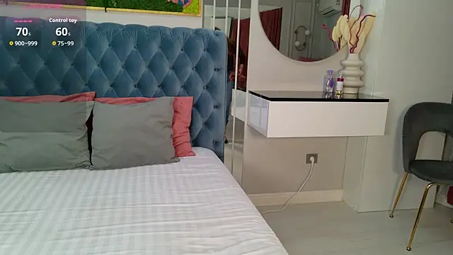 Snapshot of SiennaPierce chatting on 05-30-26, 11:27 SiennaPierce online show from 05-30-26, 11:27