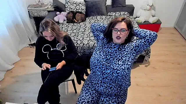 Squirt Kimm online show from 10-03-25, 11:56