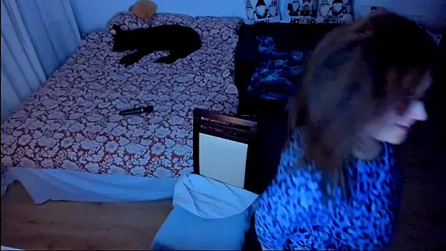 Squirt Kimm online show from 12-20-25, 02:42