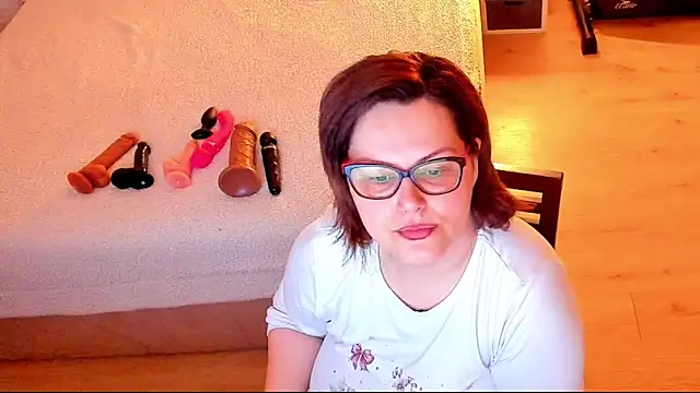 Squirt Kimm online show from 05-16-26, 04:39