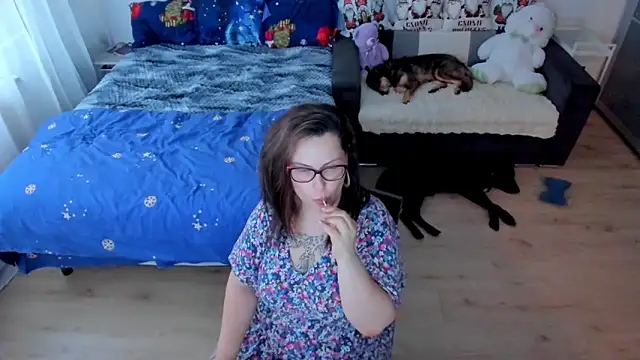 Squirt Kimm online show from 11-30-25, 12:17