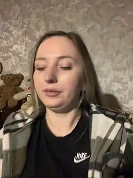 hotsteacher online show from 11-27-25, 01:50