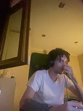 AngelJoven online show from 09-15-25, 11:49