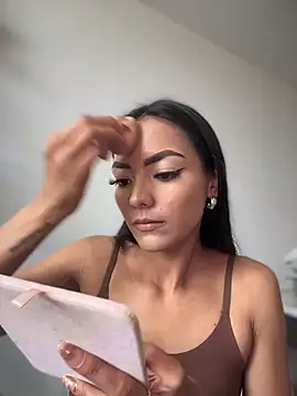 im-isabella online show from 10-16-25, 07:22