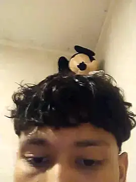 Snapshot of Jean200600 chatting on 10-11-25, 06:42 Jean200600 online show from 10-11-25, 06:42