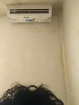 Snapshot of Jean200600 chatting on 10-20-25, 12:45 Jean200600 online show from 10-20-25, 12:45